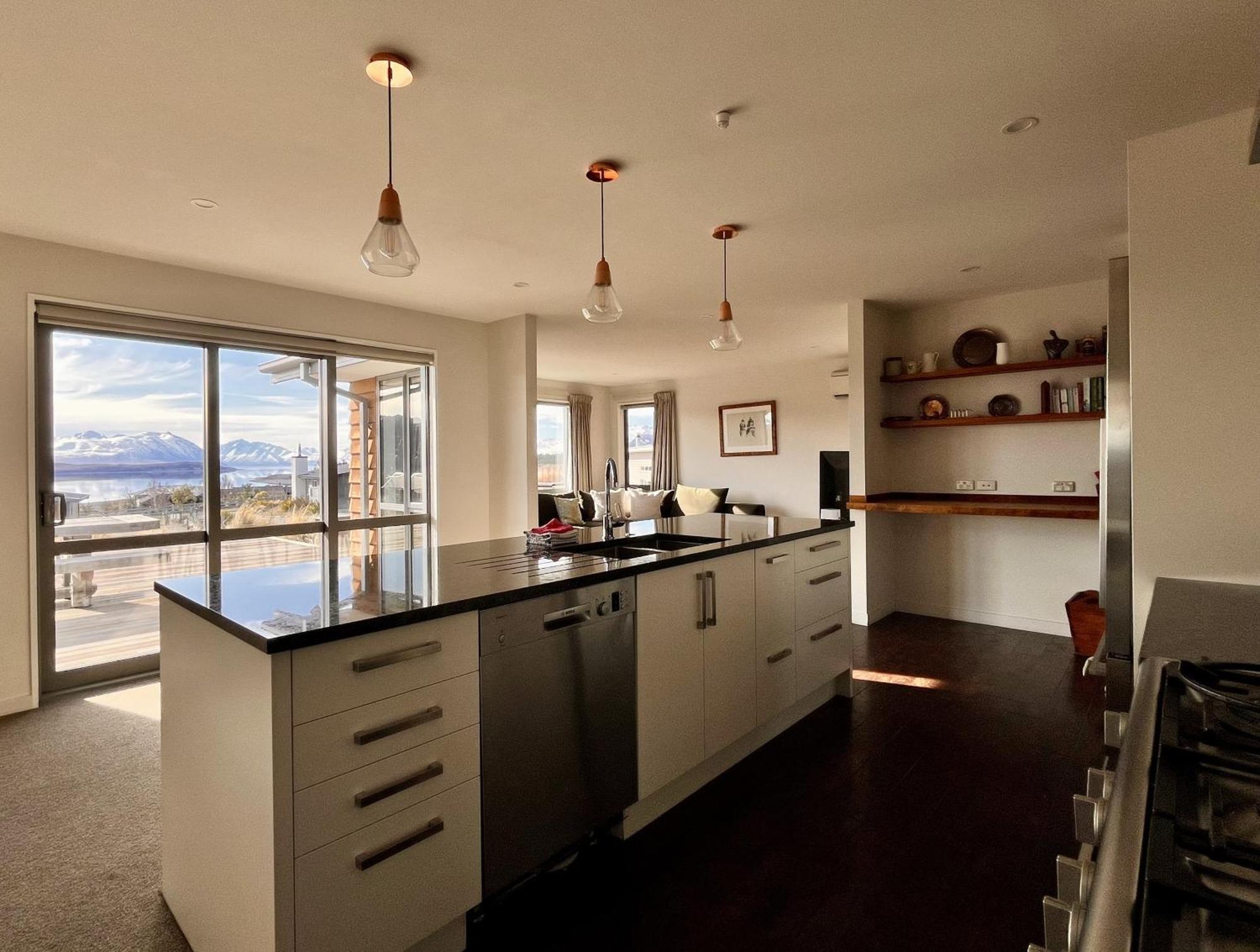 Number 8 - Tekapo Holiday home *